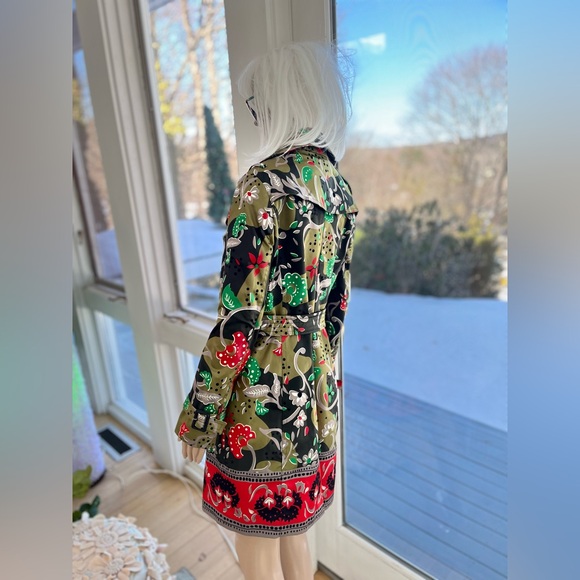 Burberry Prorsum Olive and Red Floral Trench Coat - Picture 3 of 11